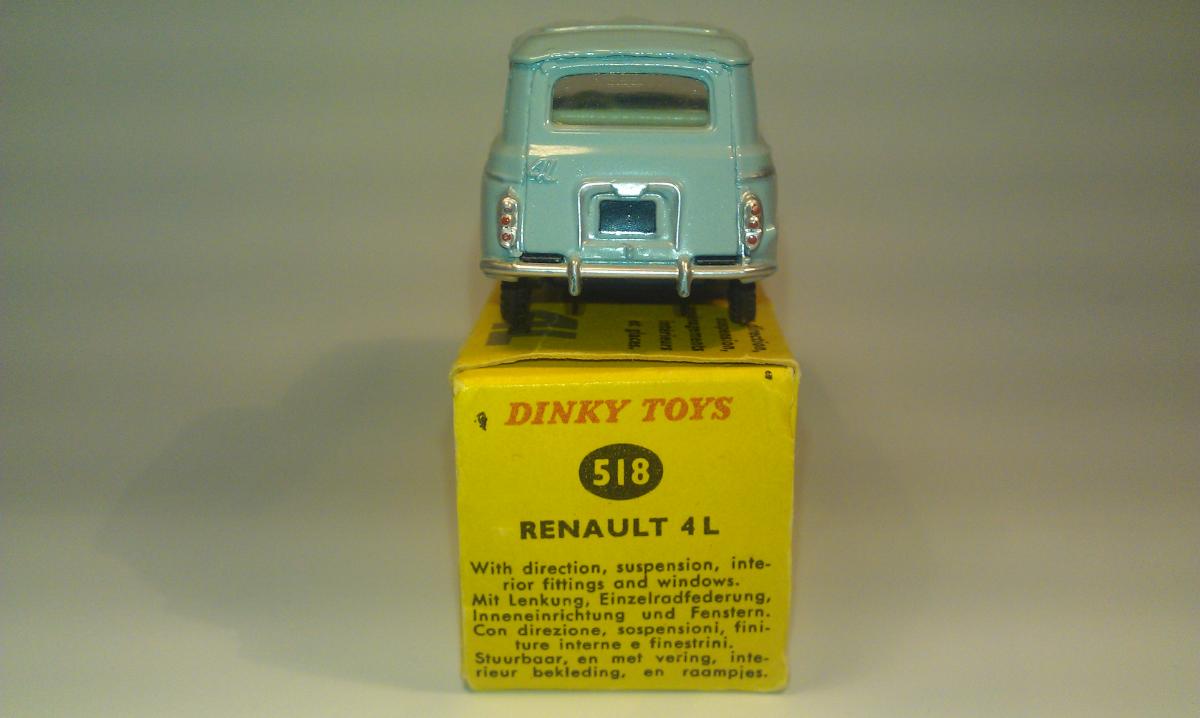 7. Dinky Toys 518 Renault 4L.jpg